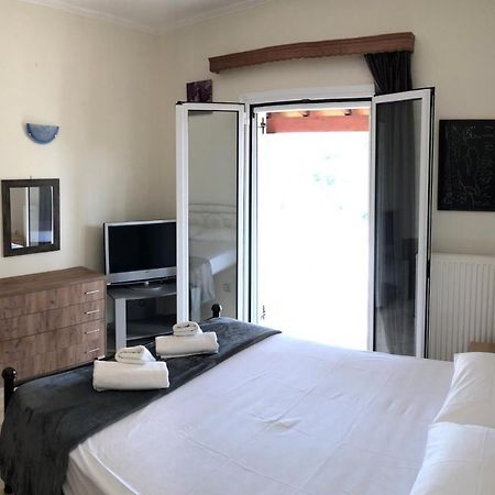 Green Hill House Agios Georgios Pagon Exterior foto